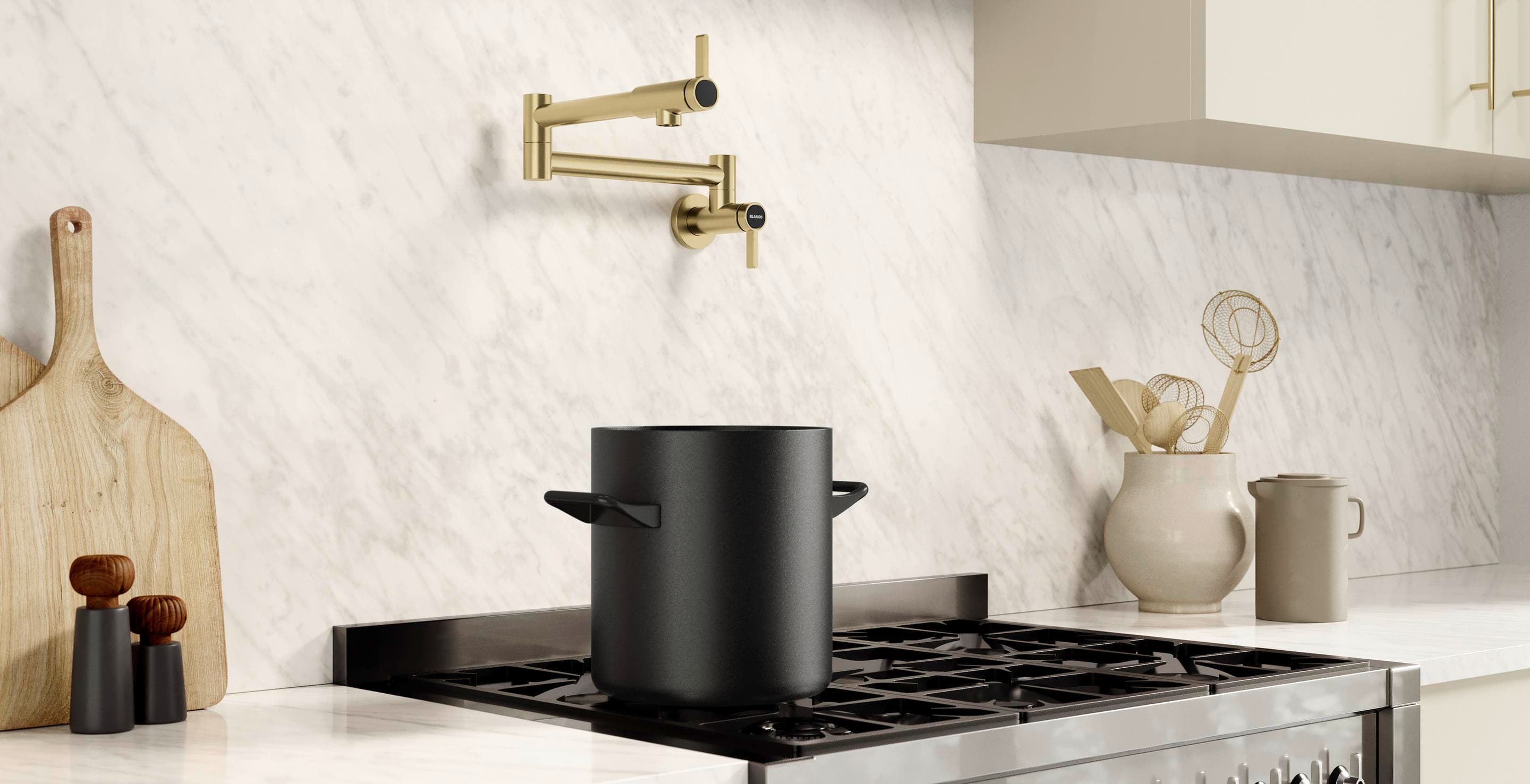 Llave de cocina BLANCO CULINA II instalada en cocina