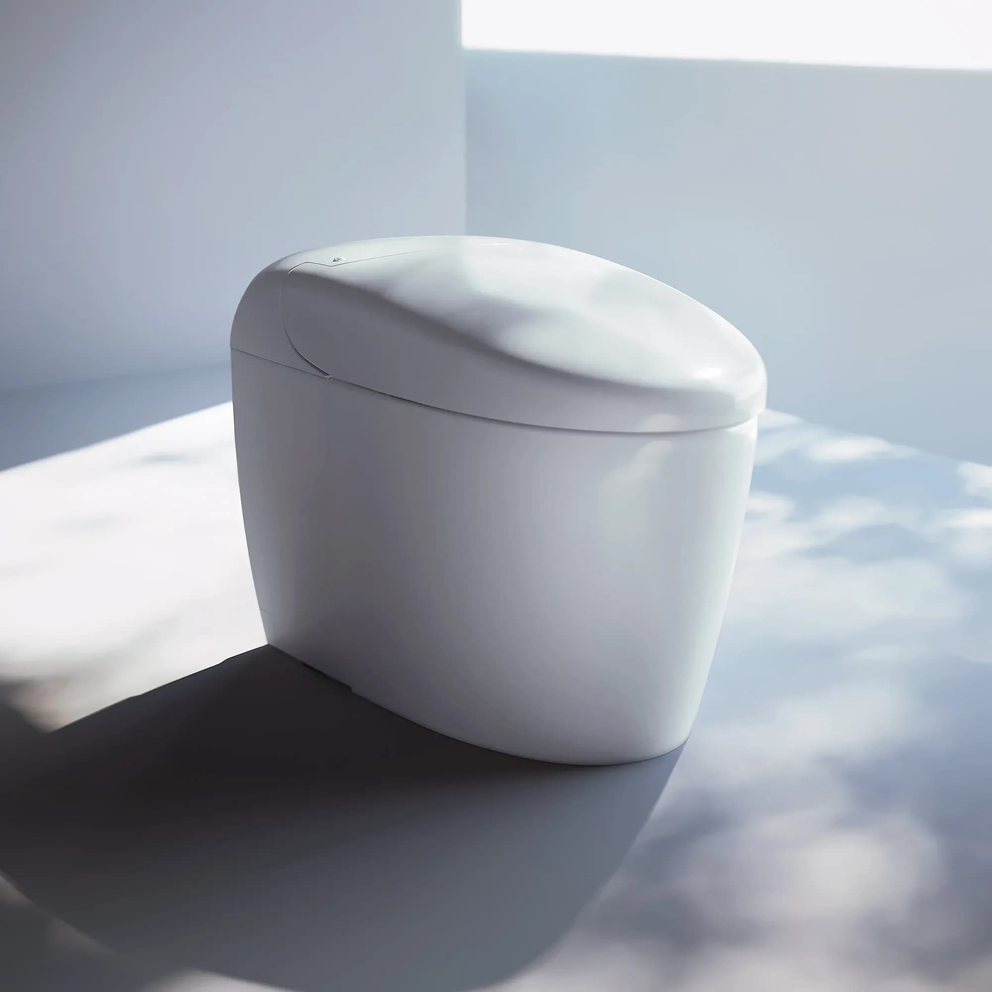 Inodoro inteligente TOTO NEOREST RS en ambiente de baño