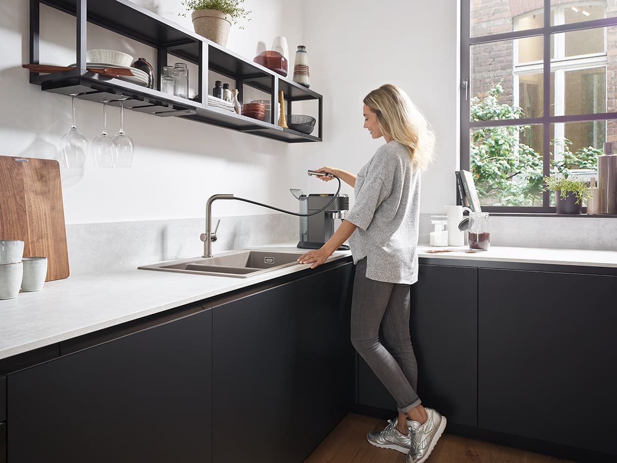 Grifería hansgrohe Talis M54 en forma de L con caño extraíble