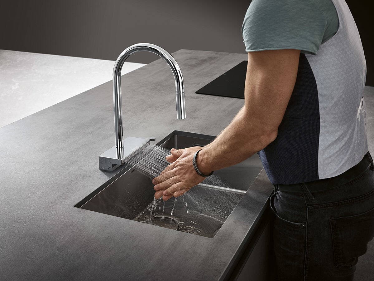 Grifería hansgrohe Aquno Select M81 con chorro SatinFlow
