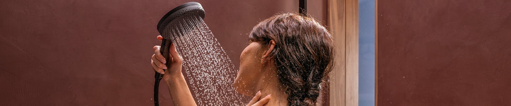 Teleducha hansgrohe Raindance Alive S en negro mate