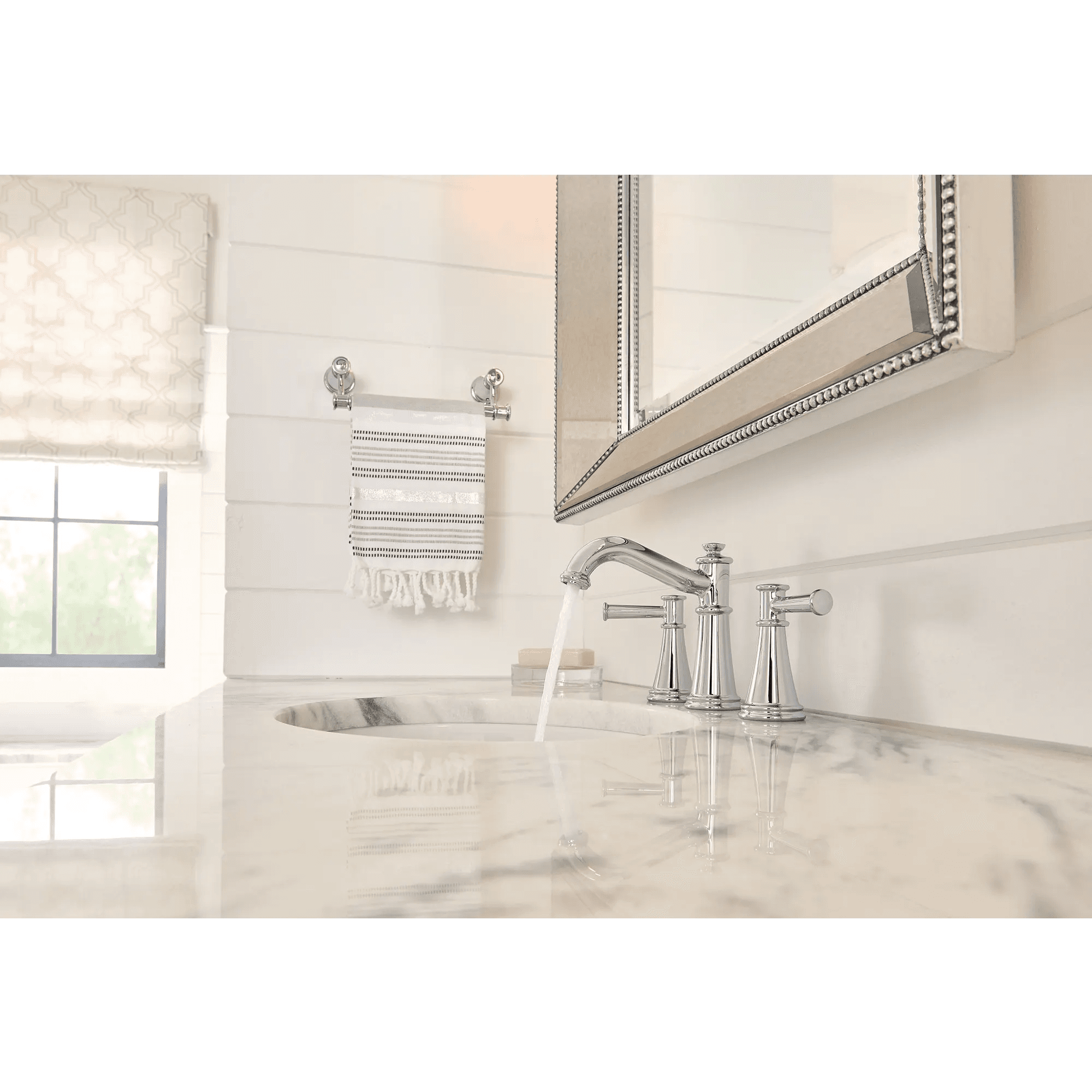 Llave de lavabo Moen Belfield T6405 vista de detalle
