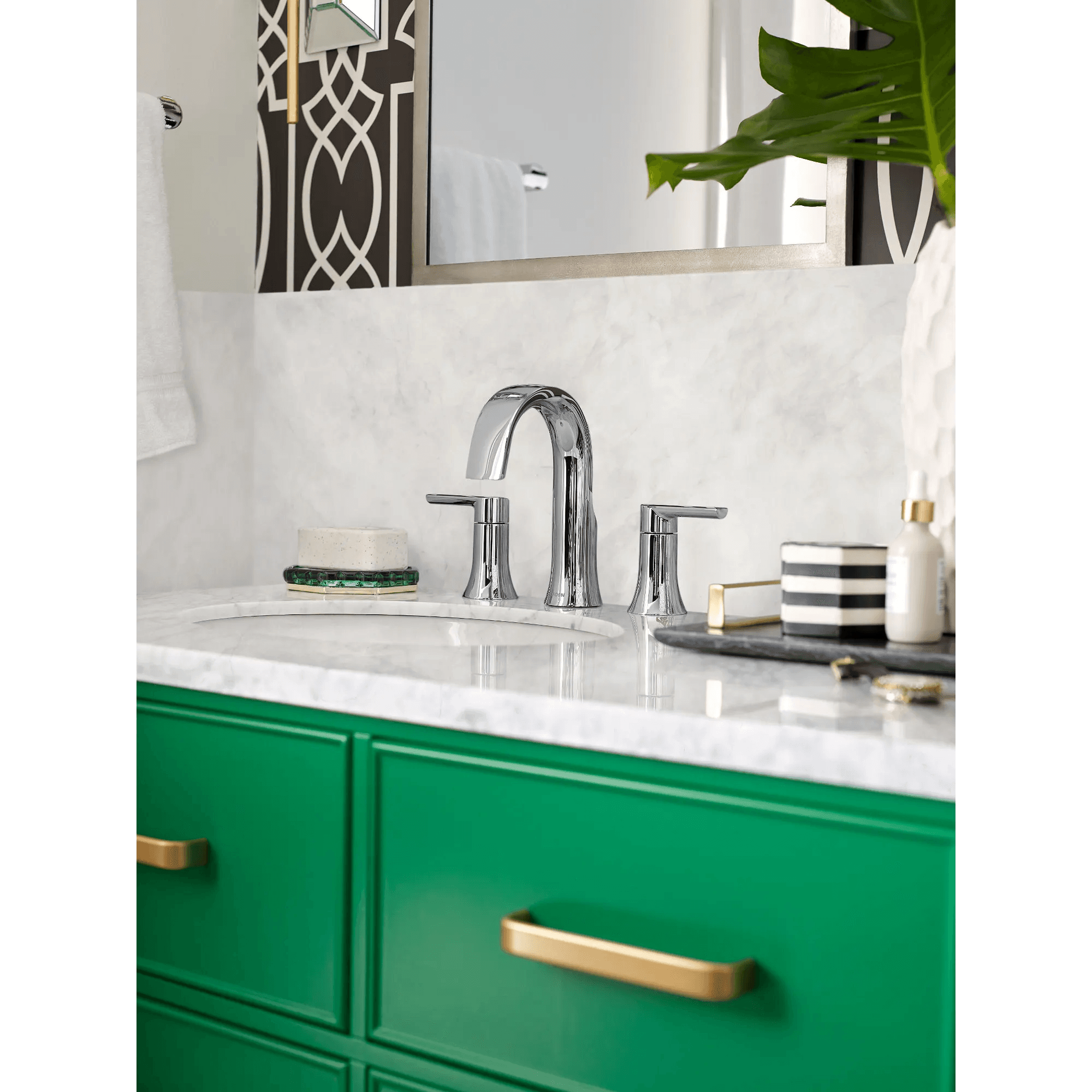 Llave de lavabo widespread Moen Doux TS6925 de dos manijas